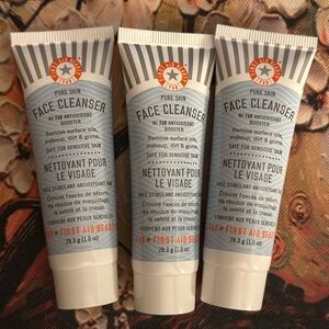 First Aid Beauty Face Cleanser + Hydrating Serum-Travel Tubes -